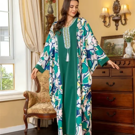 عبايه استقبال فراشه